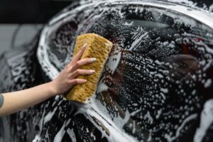 o mana care face detailing auto la masina